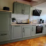 Makrele Von 1877 Apartment
